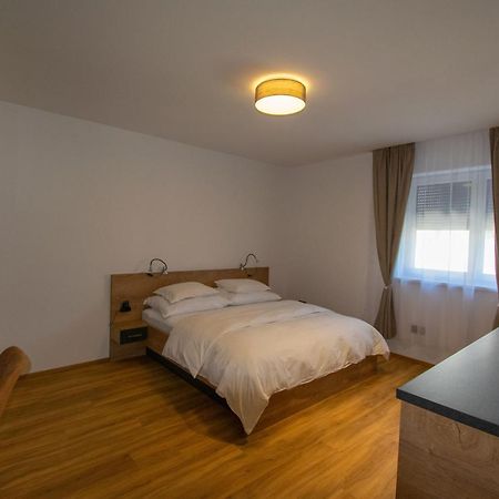 Smart Rooms 벨스 외부 사진