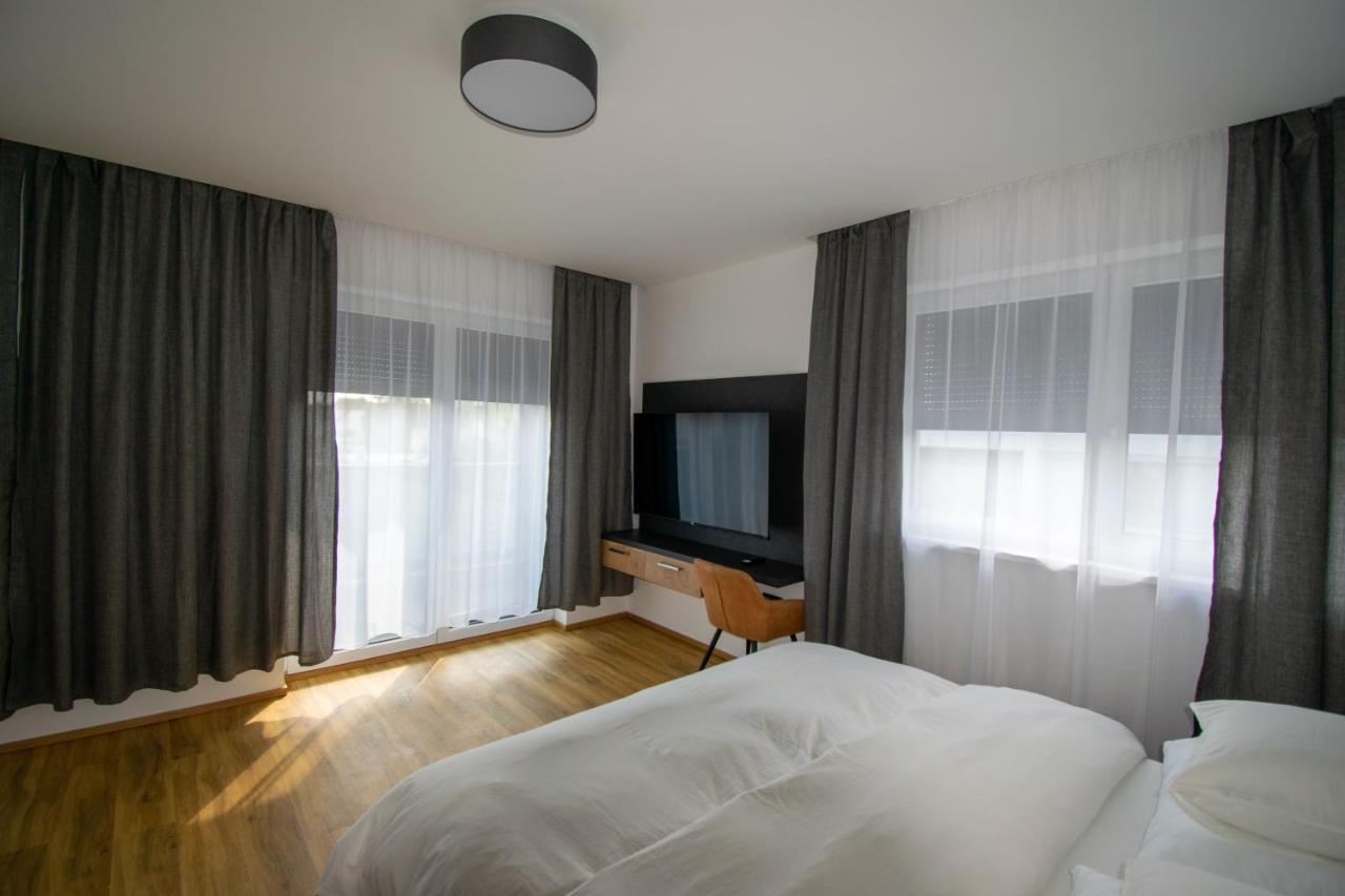 Smart Rooms 벨스 외부 사진